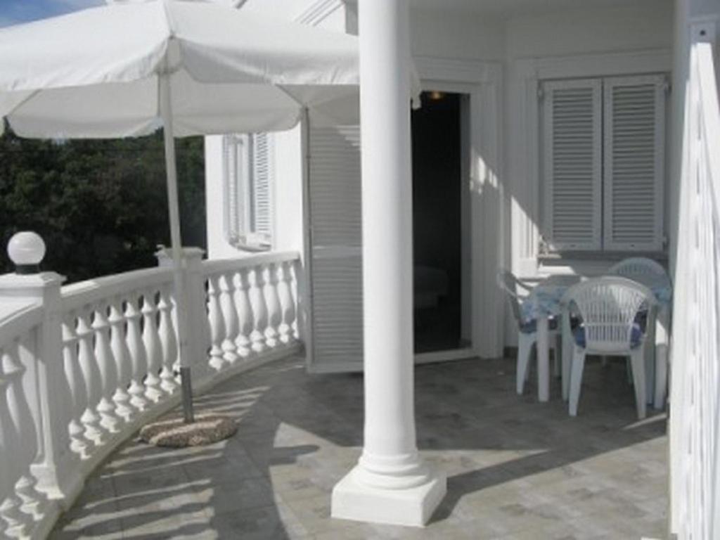 Apartments With A Parking Space Barbat, Rab - 16816 Barbat na Rabu المظهر الخارجي الصورة