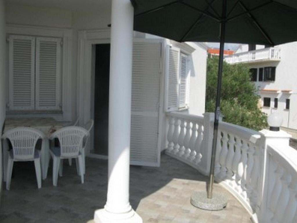 Apartments With A Parking Space Barbat, Rab - 16816 Barbat na Rabu المظهر الخارجي الصورة
